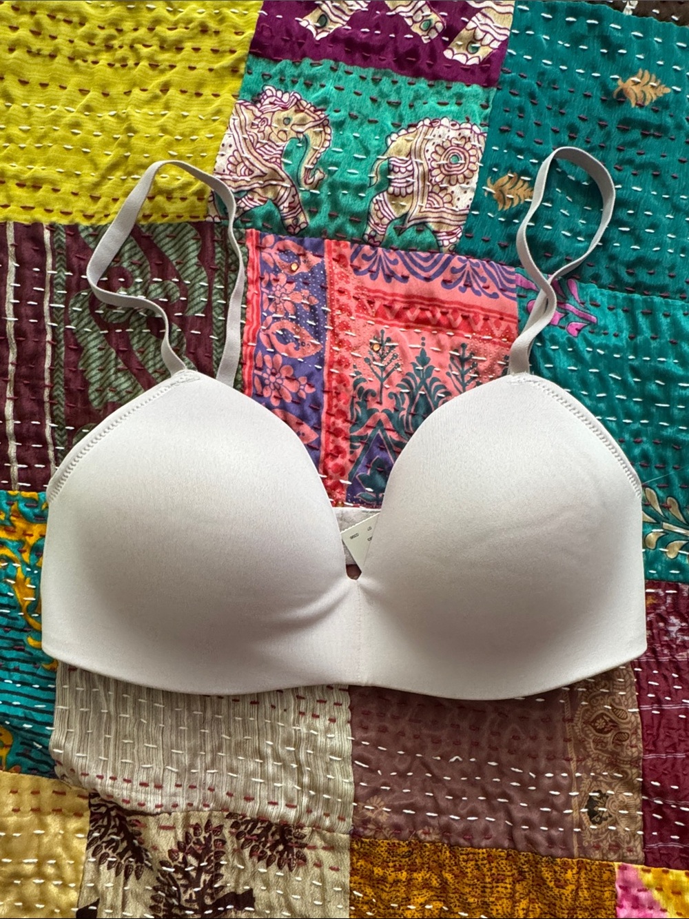 Maidenform Smooth White Padded Everyday Bra
